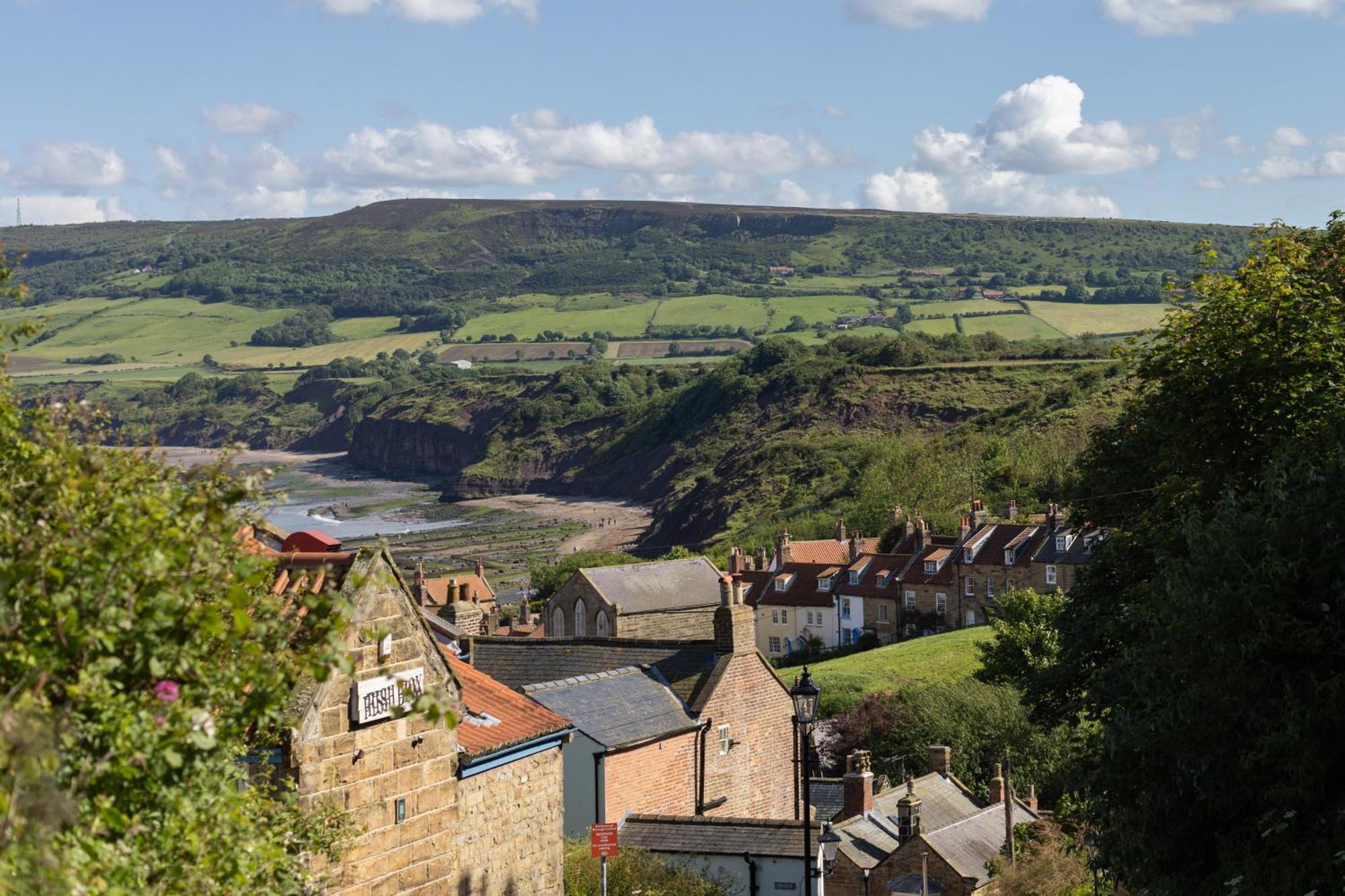 Hotel Victoria Robin Hood's Bay Exterior foto